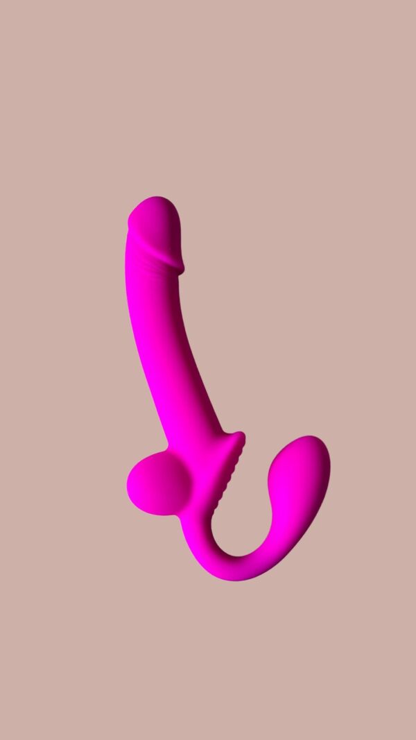 Prótese Realística com Esguicho + Plug Anal em Silicone