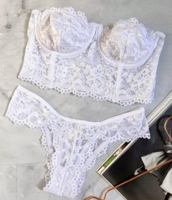 Conjunto Florence BRANCO – Sexy, Sofisticado, Confortável | Cinta Liga Vendida Separadamente | Tamanhos Diversos